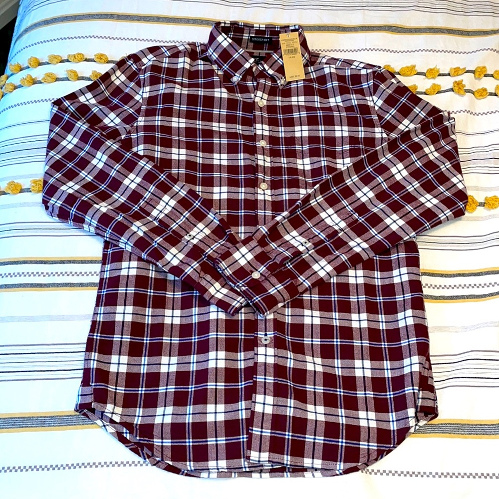 Men’s American Eagle XS shirt